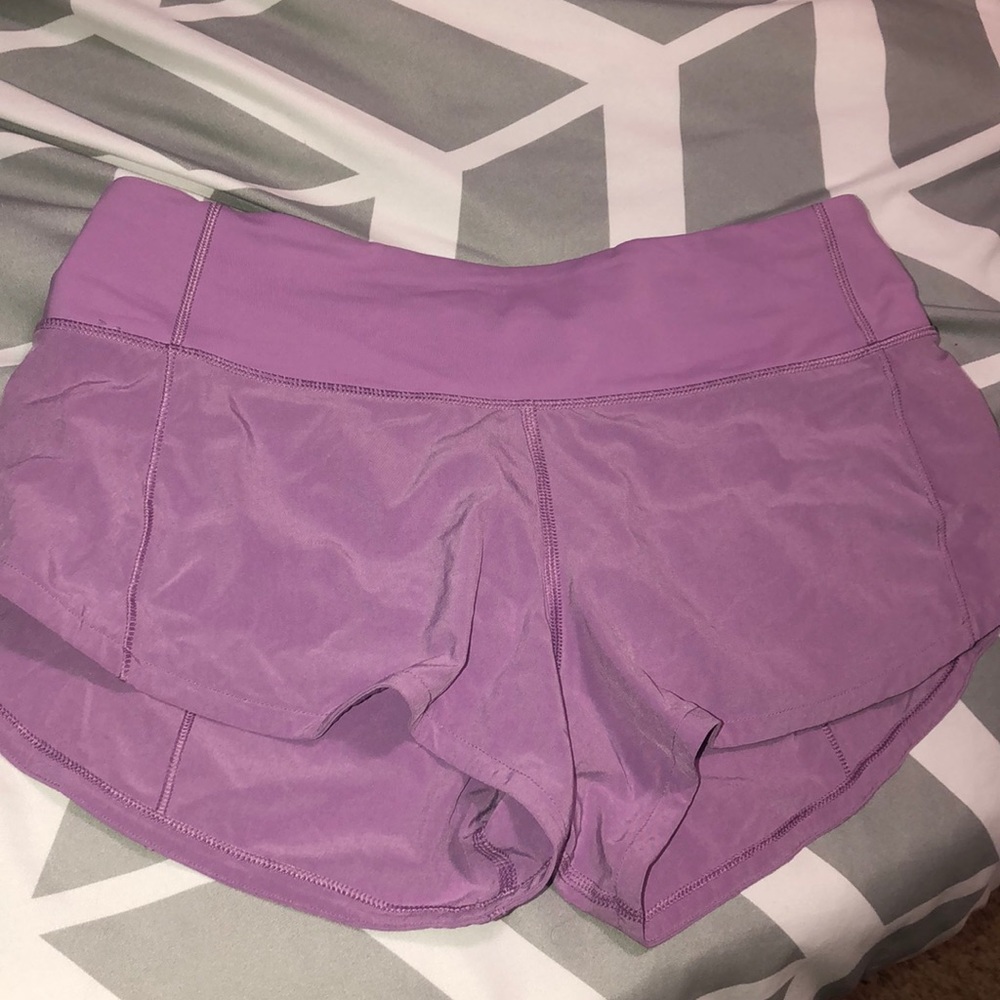 Lululemon Speed up shorts 2.5 in